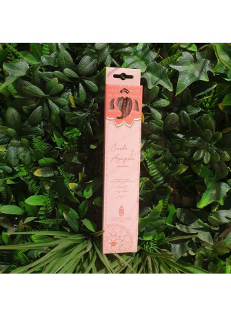 Caoba y Azafrán: Incienso estuchado Hindú