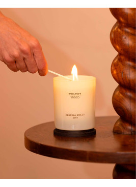 Vela Velvet Wood 230gr